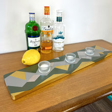 Load image into Gallery viewer, Tabletop Tealight Stand - green and gold