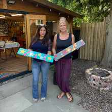 Load image into Gallery viewer, Handpainted tabletop tealight stand workshop