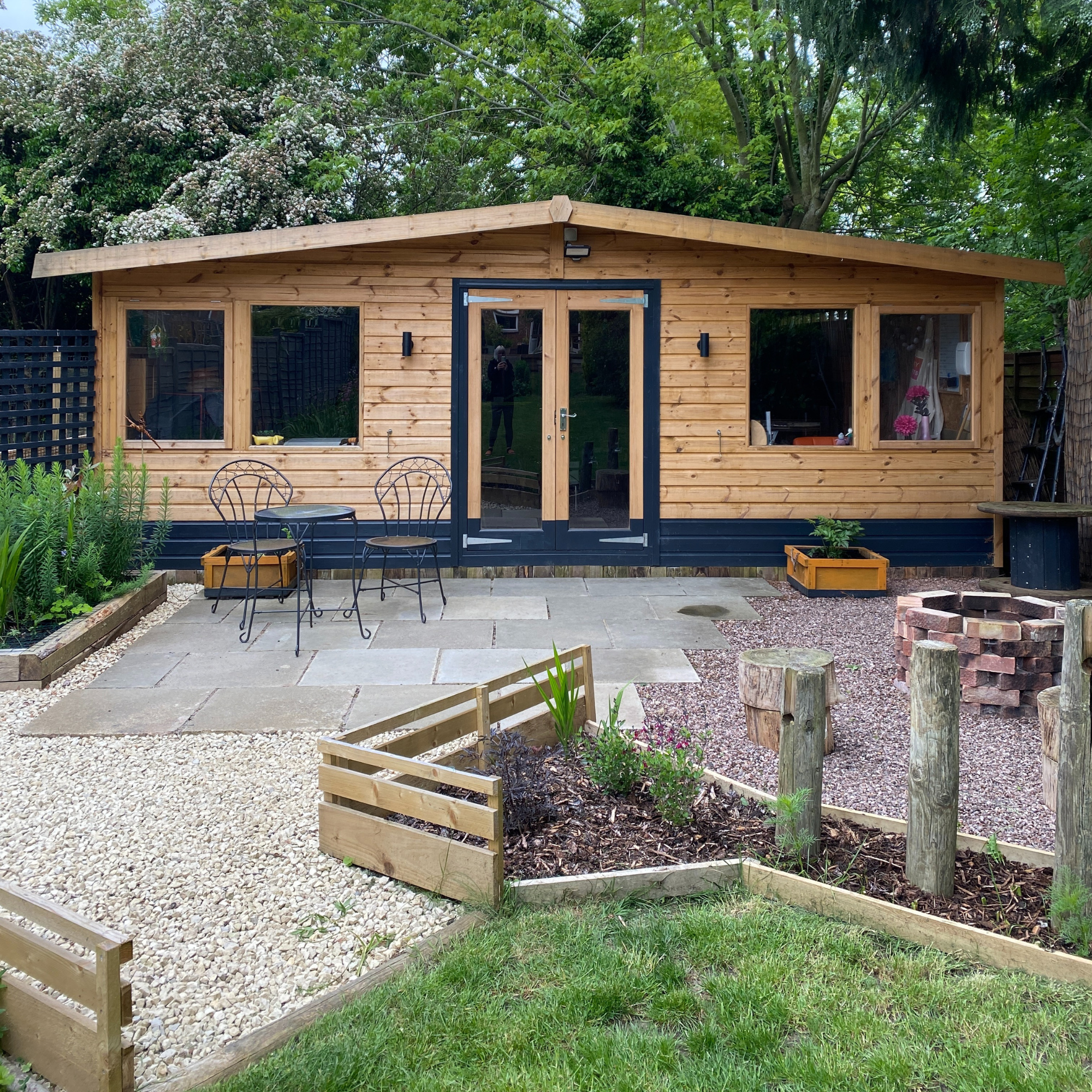 The Pinkyswifts workshops, large wooden lodge in our garden
